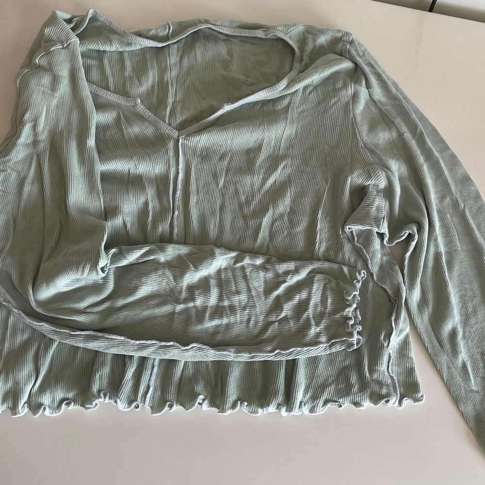 ASOS Light Green Cropped Long Sleeve - Size 22